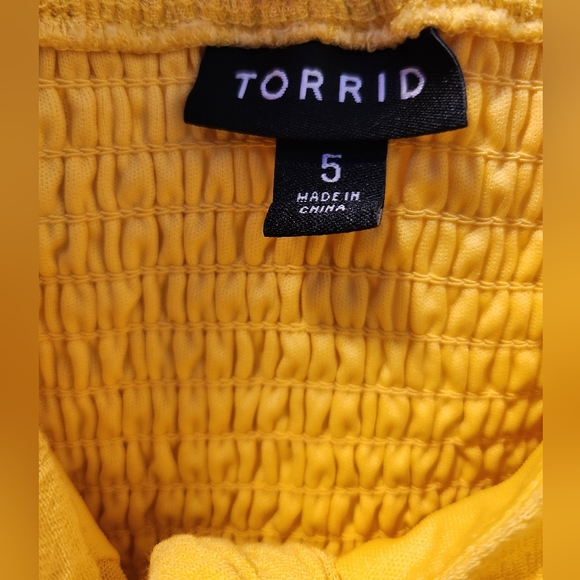 Torrid, MINI GAUZE PUFF SLEEVE SKATER DRESS, Plus Size 5X. - Picture 16 of 17